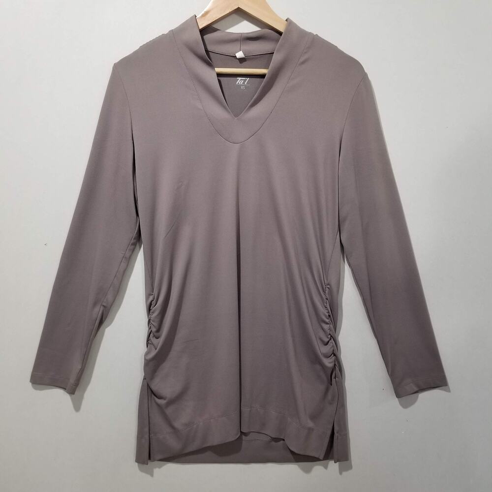 Tail Top Womens Size XS Long Sleeve Performance Shirt Tennis Pickleball Golf - Picture 1 of 7